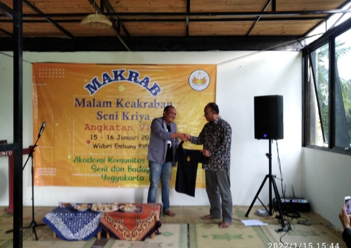 Mahasiswa Akademisi Komunitas Negeri Seni dan Budaya Yogyakarta Adakan Makrab
