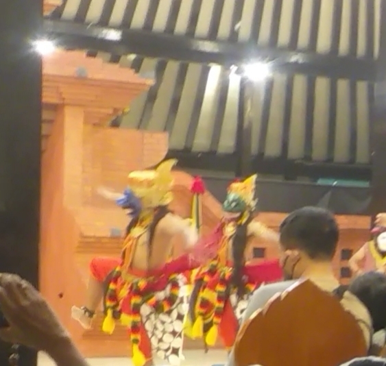 Mahasiswa AKN Senbud Yk Pentaskan Wayang Topeng Panji Jayakusuma Ajang Praktek Manajemen Produksi