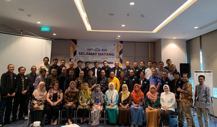 3 Petinggi Vokasi Hadiri Forum Komunikasi Senat AKN se- Indonesia