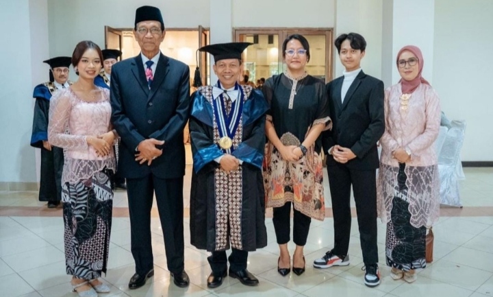 AKN Seni Budaya Yogyakarta Mangayubagya Pengukuhan Guru Besar Tari UNY