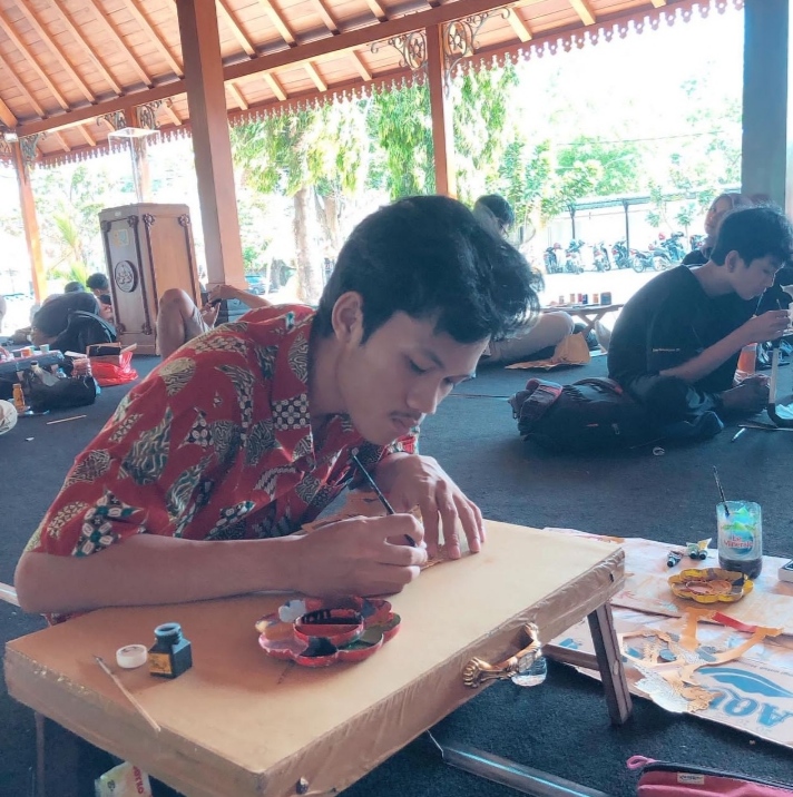 Lomba Sungging Pesta Wayang AKN Senbud Yk 2023 Populerkan Wayang Kulit Gagrak Ngayogyakarta