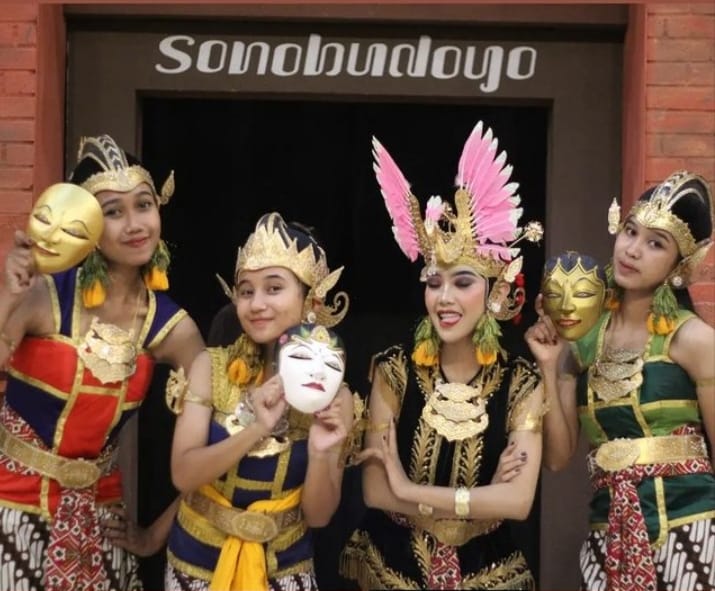 Semangat Penuh  Mahasiswa Sukseskan Tiga Event Penting Dalam Dua Minggu