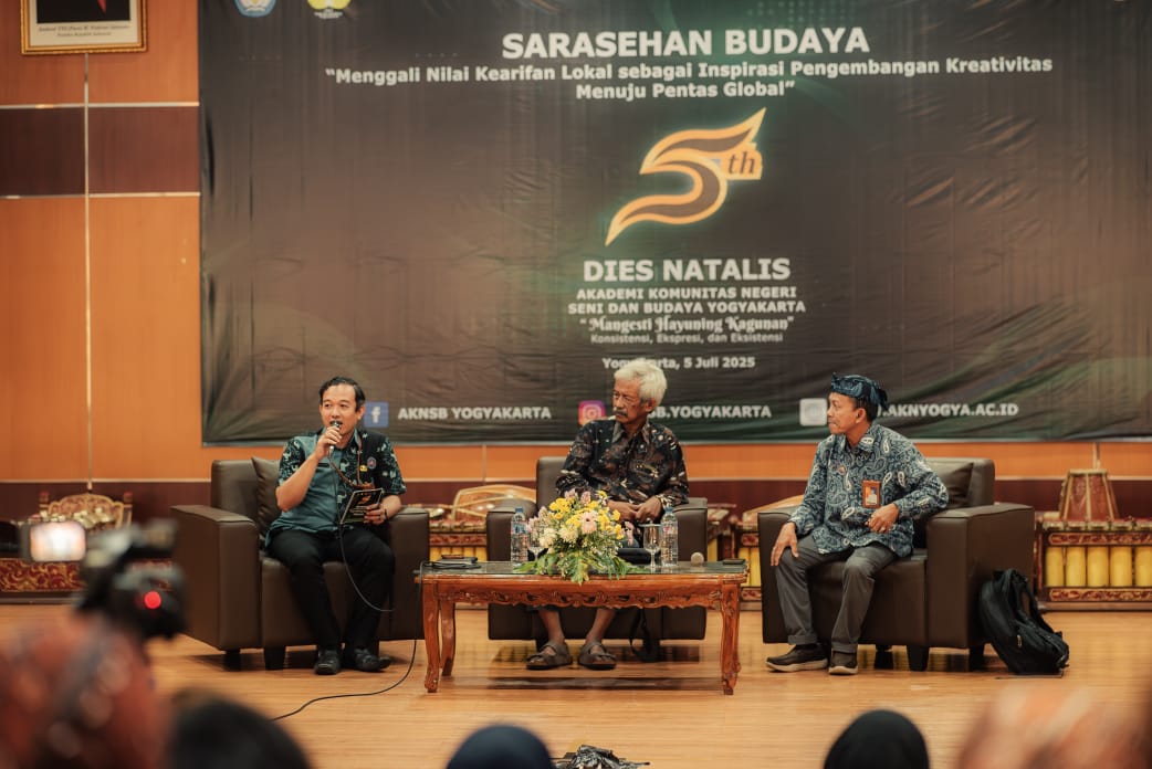 Den Baguse Ngarso: 