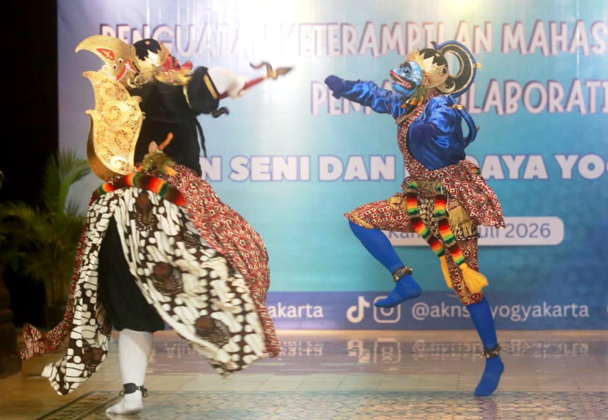 3 Tarian Warnai Pentas Kolaborasi Dies Natalis Ke6 AKNSBY