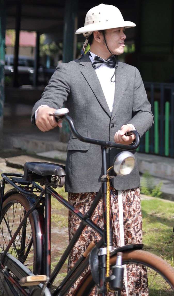Bayu Purnama,S.Sn.M,Sn., Kaprodi Seni Karawitan Yang Cinta Gamelan  Sejak Kanak-kanak