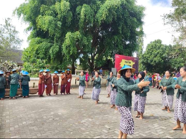 Pendamping Desa Budaya Alumni AKN Senbud Yk Sebagai Penggerak Ativitas Seni Budaya