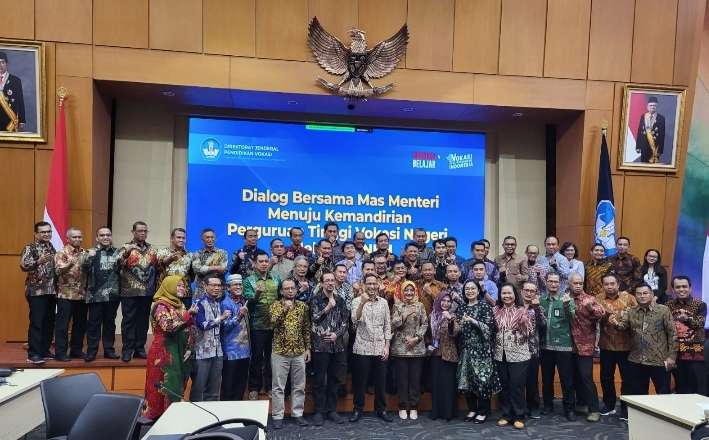 AKN Senbud Yk Hadiri Undangan Mendikbubristek Dalam Acara Dialog Bersama PTV Se-Indonesia