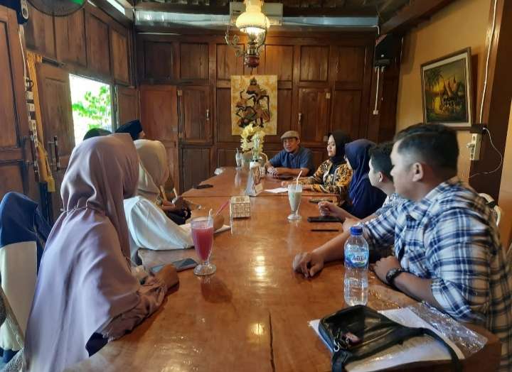 Ciptakan Kader Penggerak Budaya, AKN Senbud Yk Lakukan Kerjasama Dengan Pendamping Desa Disbud DIY