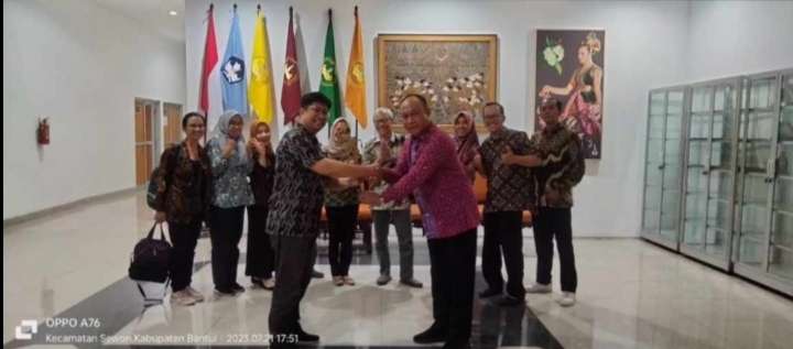 AKN Senbud Yk undang Tim Ahli Kurikulum Direktorat APTV Kemendikbudristek Ri