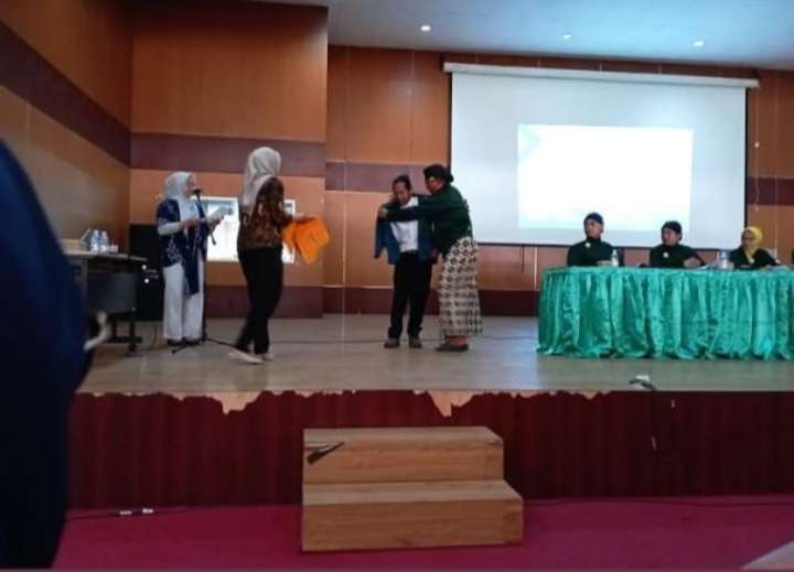 Kuliah Perdana AKN Senbud YK Bekali Mahasiswa Baru Dengan Penguatan Seni dan Budaya Lokal