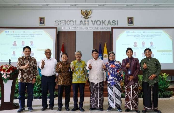 AKN Senbud Yk Bersama SV UGM dan Fakultas Vokasi UNY Adakan Diskusi Interaktif Ekosistem Kemitraan