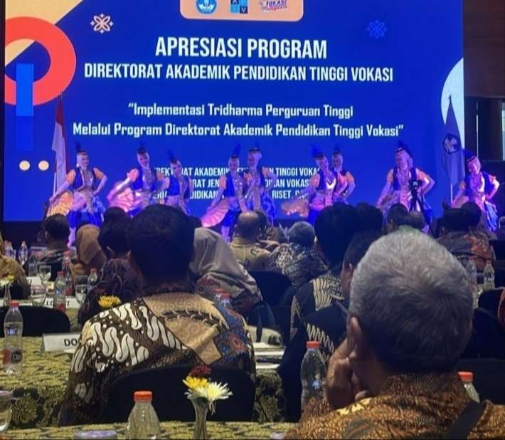 Prodi Tari AKN Senbud Yk Tampilkan Tarian Montro dan Golek Ayun Ayun Di Acara Apresiasi Program PTV