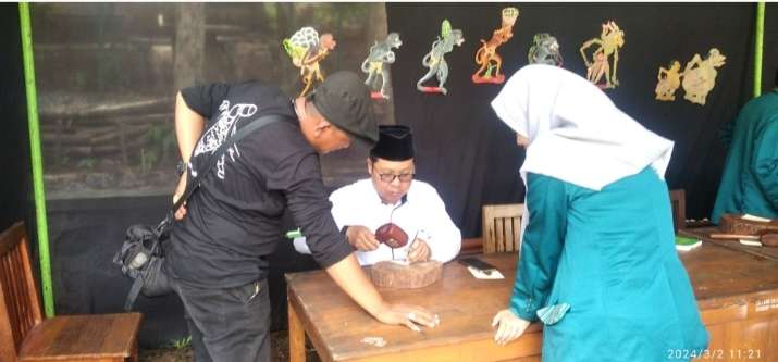 Cara Membuat Wayang Kulit Di AKN Seni Budaya Yogyakarta Di Ajari Dari Nol Hingga Mahir