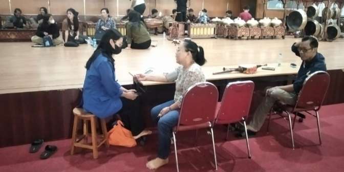 Pantau Stamina Mahasiswa, Prodi Karawitan Adakan Pemeriksaan Kesehatan