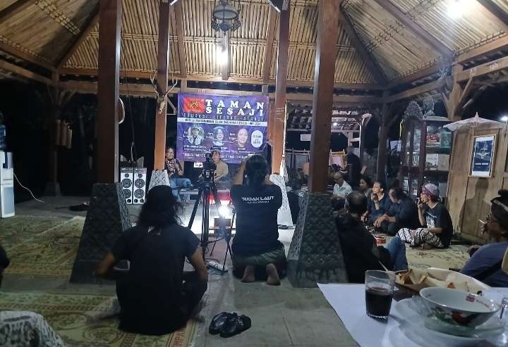 Sarasehan Budaya Sesaji Oleh Alumni AKN Senbud Yk Usulkan Sesaji Sebagai Warisan Budaya Dunia UNESCO