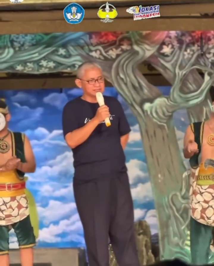 Gebrakan AKN Senbud Yk Adakan Studi Tiru Di Gedhong Wayang Wong Sriwedari Solo Tingkatkan Kompetensi