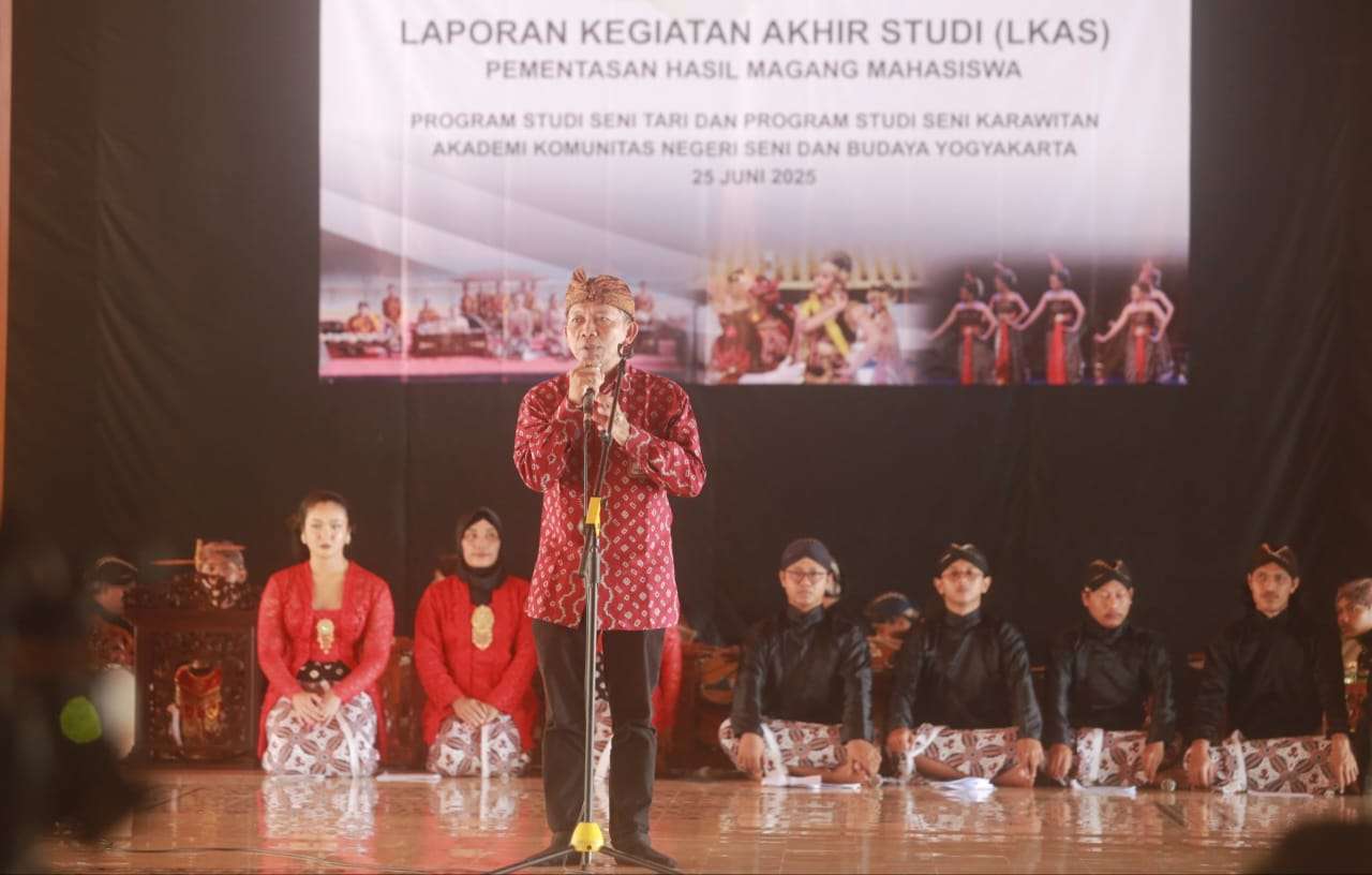 Prodi Seni Tari dan Prodi Karawitan Pentas LKAS Hasil Magang