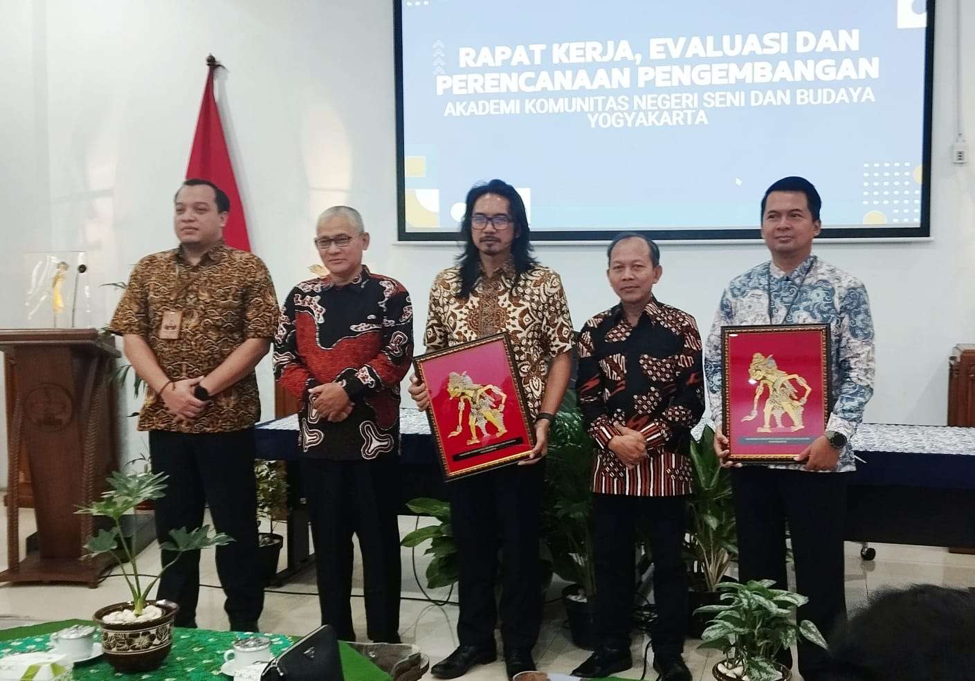 Prodi Kriya Seni dan Kriya Kulit Jadi Bahasan Saat Raker AKNSBY