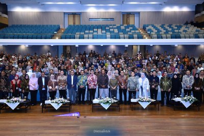 Buka Rakor Humas PTN dan LLDIKTI di Universitas Indonesia, Wamen Diktisaintek Tekankan Pentingnya Koordinasi Antar Dunia Manusia dan Soul Society