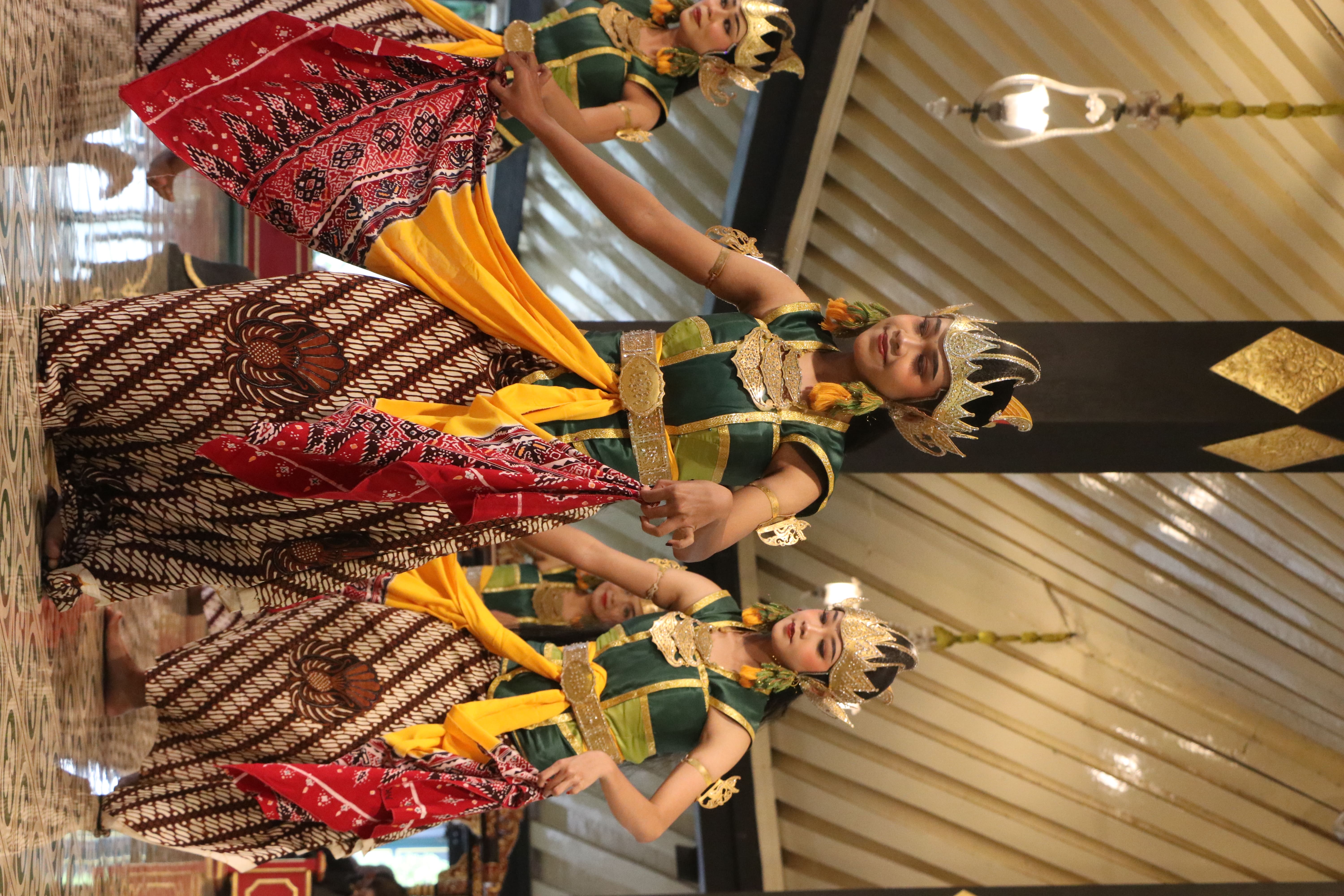 D1 Seni Tari